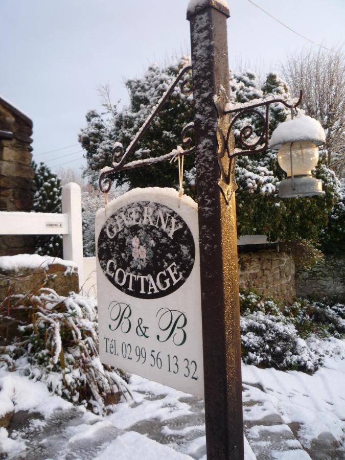 Giverny Cottage Saint-Coulomb Esterno foto