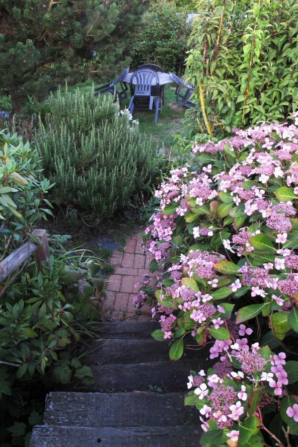 Giverny Cottage Saint-Coulomb Esterno foto