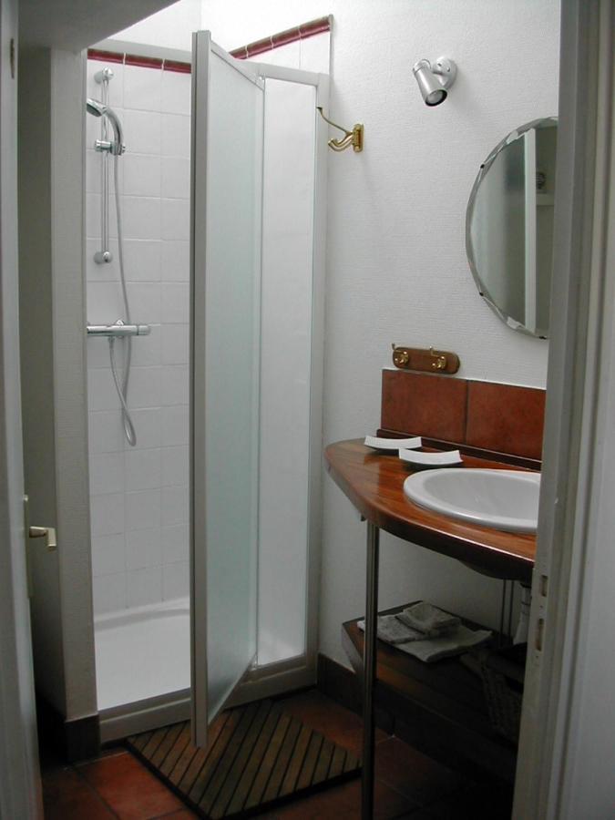 Giverny Cottage Saint-Coulomb Esterno foto